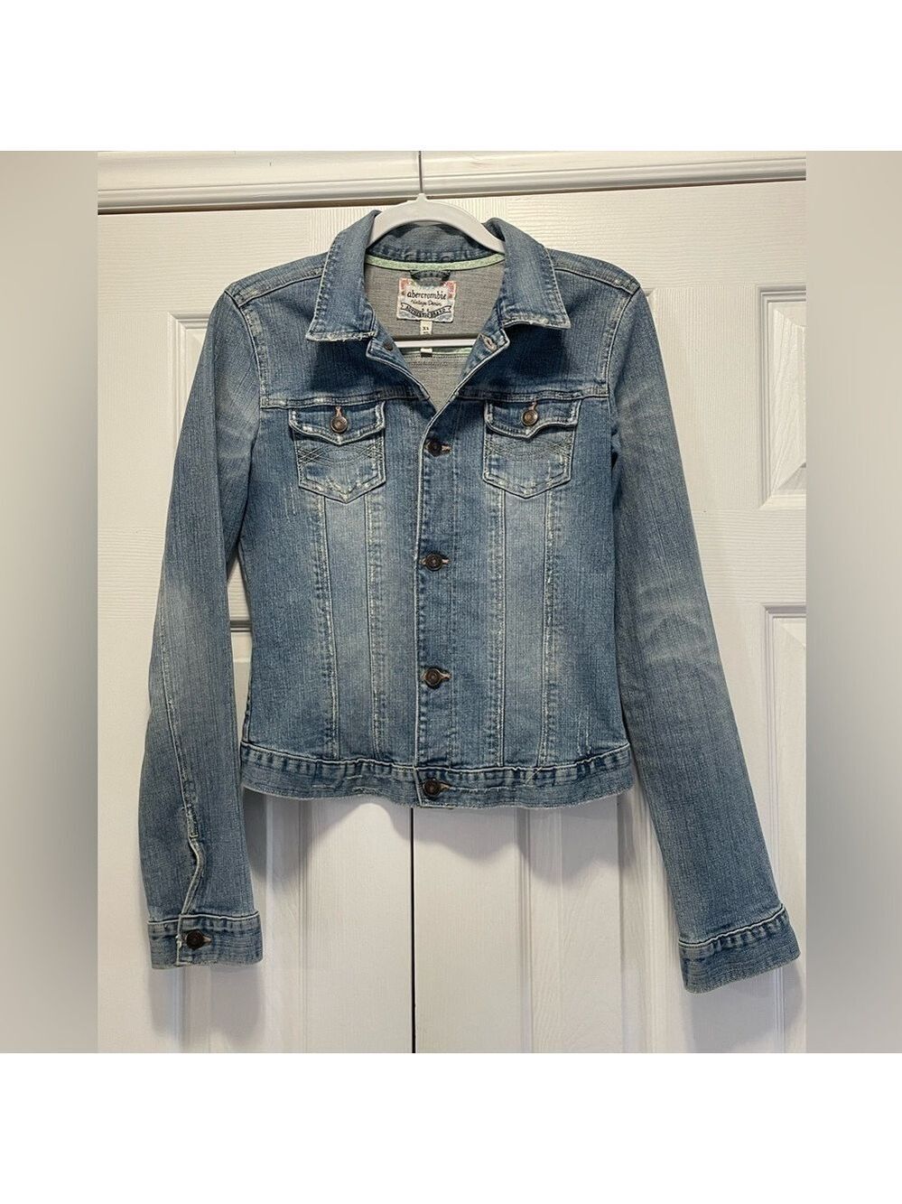 Abercrombie Girls XL Jean Jacket Distressed Light Denim
